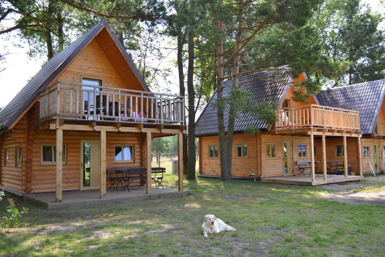 Camping Szczecinek Domy Wypoczynkowe Eksteriør billede